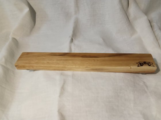 Магнитный держатель для ножей из дерева (дуб)
